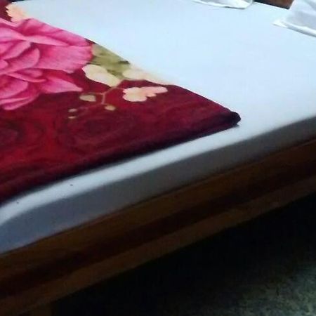 New Apsara Lodge Ongole Esterno foto