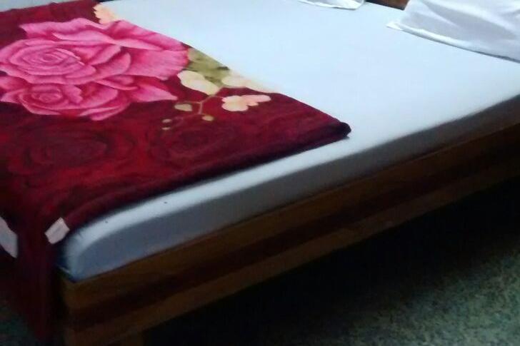New Apsara Lodge Ongole Esterno foto